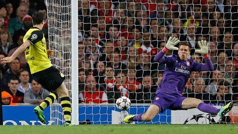 Robert Lewandowski ntiyoroheye ikipe ya Arsenal.