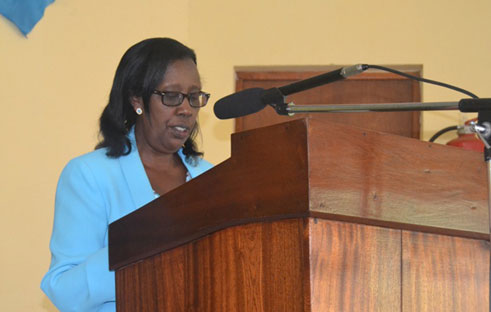 Rose Rwabuhihi ukuriye GMO avuga ko hakiri urugendo rurerure rwo gusobanurira Abanyarwanda ko ihohoterwa ridafasha abantu gutera imbere 