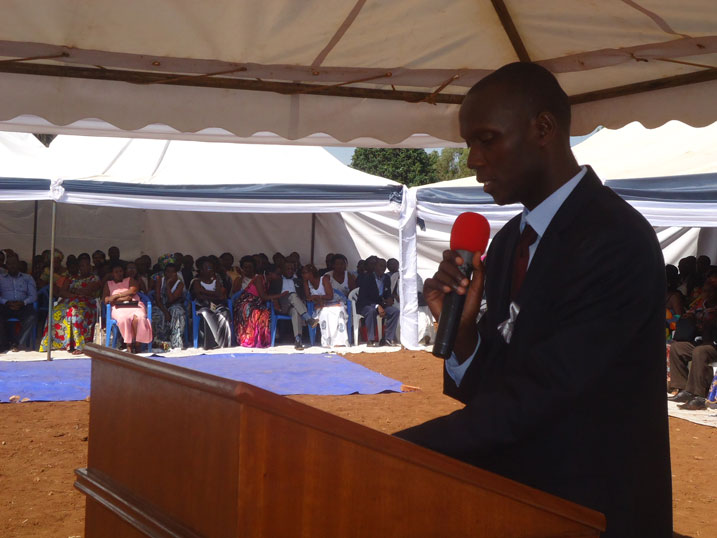 Rubulika yavuze ko abarokokeye i Karubamba batagifite umutima uhagaza nyuma yo gushyingura mu rwibutso rushya.