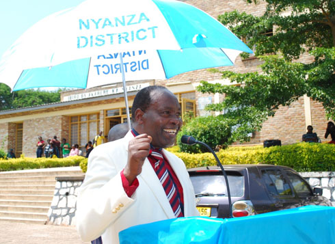 Rucagu Boniface yari yanejejwe n'ibyo intore zari ku rugerero zakoze.