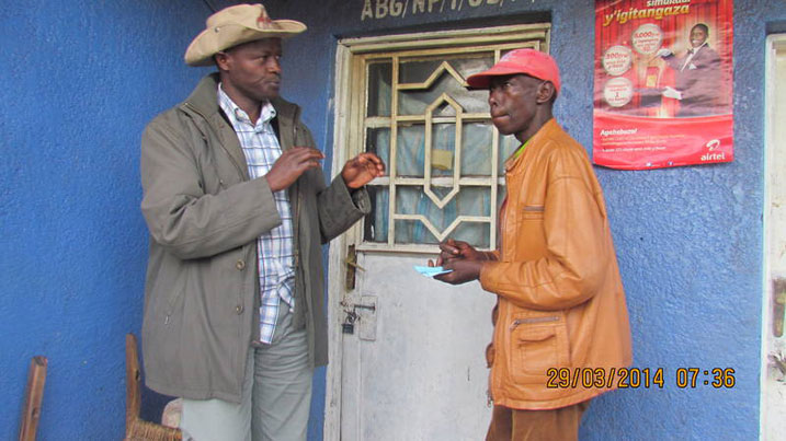 Umuyobozi w'akarere n'uw'umudugudu bamaze gufunga resitora ifite umwanda mu murenge wa Shyorongi.