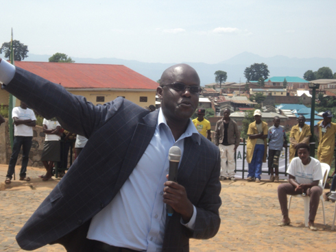 Usengimana Felicien ashimira Abanyarusizi .