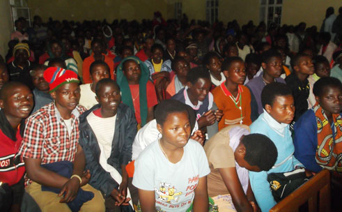 Bihaye intego yo kujya gushishikariza abo basize iwabo mu mirenge gukunda Imana no kwitabira gahunda za Leta