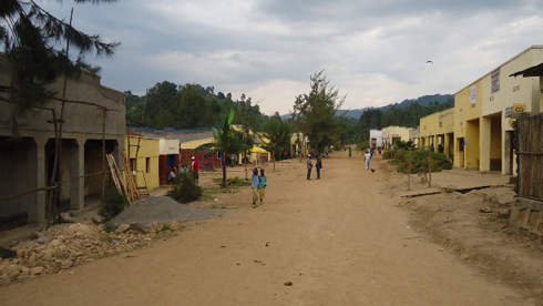 Hagati muri santere ya Kinyababa.