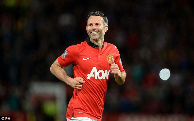 Ryan Giggs wamaze gusezera burundi gukina umupira, azungiriza Van Gaal.