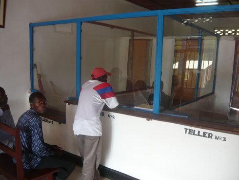 Ubuyobozi bwa Kiziguro Isonga Sacco burizeza ko amafaranga yabuze nta gihombo azatera abanyamuryango.