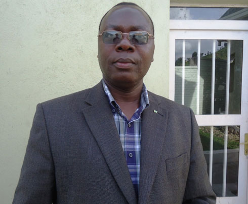 Senateri Bizimana Evariste avuga ko BDC na BDF bizwi n'abajijutse. 