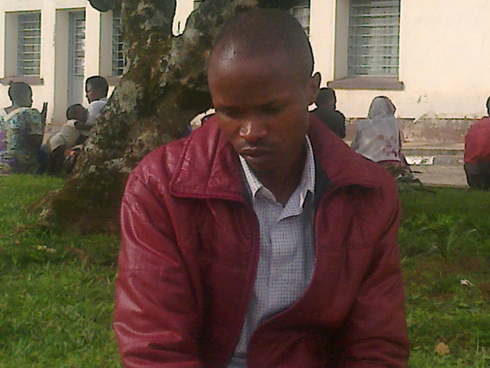 Sindikubwabo Augustin wirukanwe mu nama akekwaho gusindira abandi.