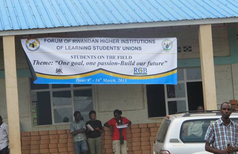 Abiga muri kaminuza mu Rwanda biyemeje kumanuka mu giturage bakirebera ibibazo igihugu gifite kandi bagatanga umusanzu mu kubicyemura.