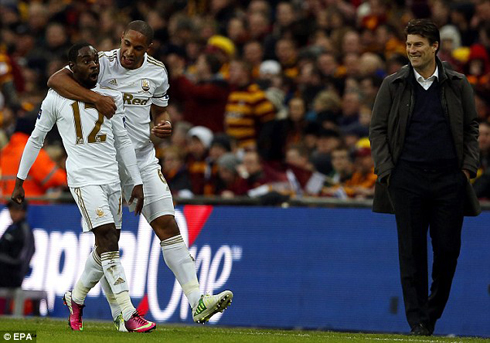 Dyer and Williams bishimira intsinzi imbere y'umutoza wabo.