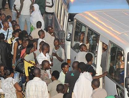 Abakorera ibigo bitwara abagenzi ngo babangamira umutekano n