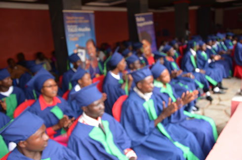 Bamwe mu bahawe ubumenyi mu gucuruza no gucunga umutungo bya kijyambere