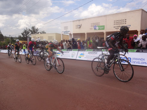 Umunyarwanda waje ku mwanya wa hafi ni Hadi Janvier wari wabaye uwa mbere mu cyiciro cyabanje.