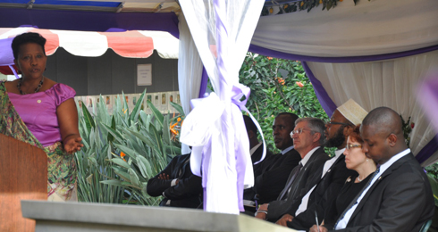 Mukantaganira wari ufite umugabo wakoraga muri Ambasade y