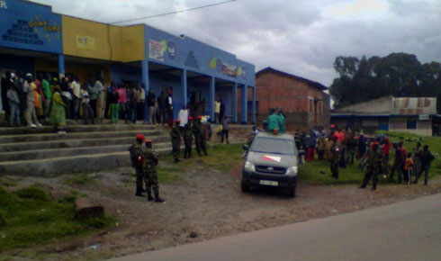 Ubwo bazanwaga kuburanishwa baje muri iyo modoka barinzwe na Military Police.