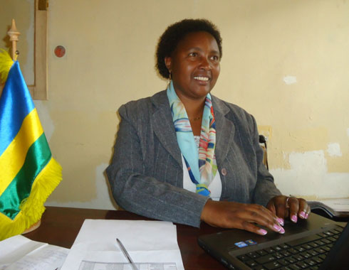 Uhagarariye itorero mu karere ka Nyabihu, Bakunduseruye Jacqueline.