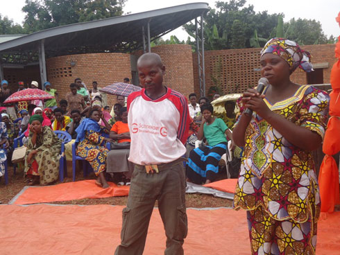 Umugore wa Hatangimana agira inama bagenzi be bafite abagabo bameze nk