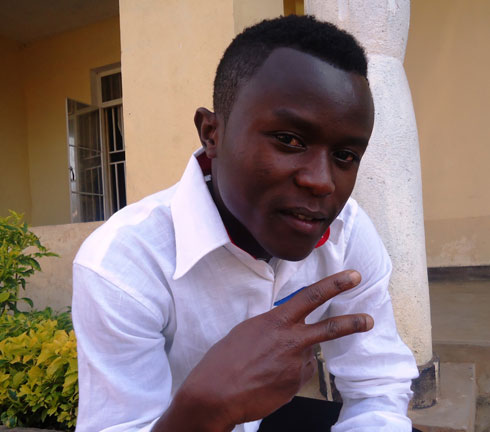 Umuhanzi Ellion Victory asaba ko amarangamutima mu muziki yacika (Foto:L.Nshimiyimana).