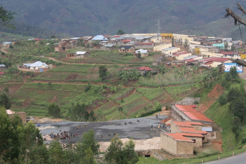 Umujyi wa Ngororero nawo uri mu yihutirwa.