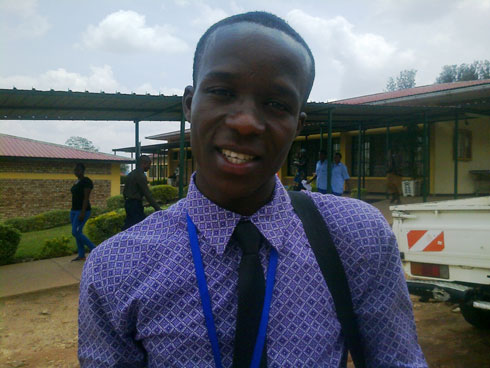 Umukozi wa sosiyete DYNAMITE BRANDS wacuruzaga ibikoresho byayo mu karere ka Nyanza.