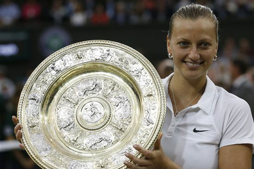 Umunya Repubulika ya Tcheque, Petra Kvitova, niwe wegukanye Wimbledon mu bagore.