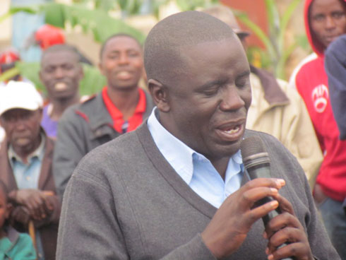 Umunyamabanga nshingwabikorwa w'umurenge wa Bugeshi, Mvano Etienne.