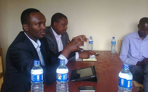 Umunyamabanga uhoraho muri MINICOM (uri hino) avuga ko bigenze neza urwo ruganda rwatangira gukora muri Kamena 2014.