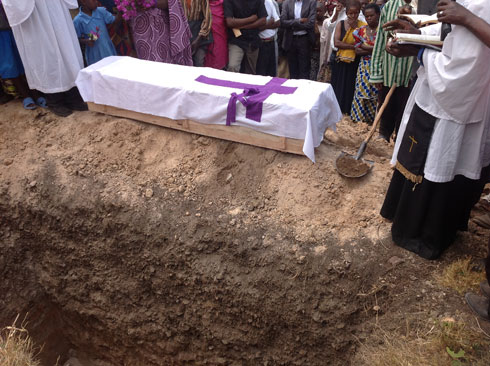 Umurambo wa Benimana ugiye gushyingurwa.