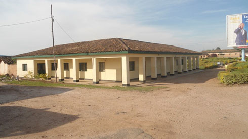 Aho inzu yubatse haba umuyaga mwinshi bigatuma isenyuka.