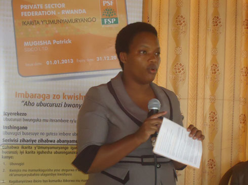 Umuyobozi Mukuru ushinzwe ibikorwa mu Rugaga rw'Abikorera ku Rwego rw'Igihugu, Mukarwema Yvette.