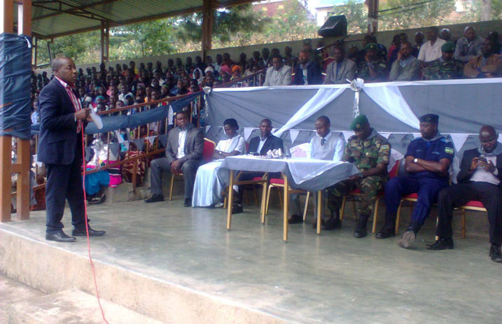 Umuyobozi w'akarere ka Burera yasabye abanyaburera gukomeza kwima amatwi abashaka gupfobya Jenoside yakorewe Abatutsi.