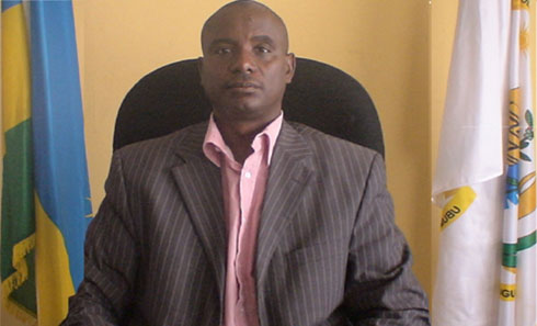 Umuyobozi w'akarere ka Kayonza avuga ko amakimbirane hagati y'abahinzi n'aborozi aterwa n'uko badakurikiza inama bagirwa n'ubuyobozi.