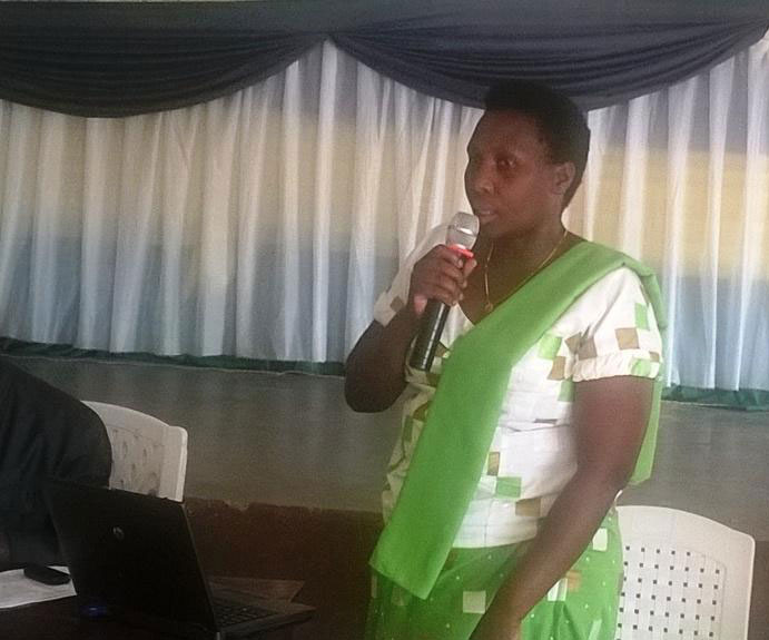 Umuyobozi w'ikigo cy'ubwisungane mu kwivuza cy'akarere ka Rutsiro asaba ko SACCO zubahiriza amasezerano yumvikanyweho n'impande zombi.