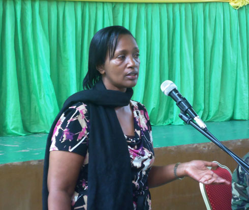 Umuyobozi wungirije wa Sena, Hon. Jeanne d'Arc Gakuba atanga ikiganiro.