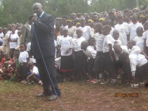 Umuyobozi wa Komini Giteranyi mu Burundi yishimira imibanire iranga abaturage b