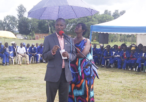 Umuyobozi wa Rwamagana yasabye abanyamuryango ba STECOMA guteganyiriza imbere hazaza.