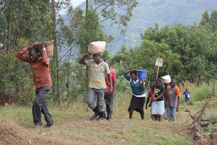 Umwambaro umwe uracyari ikibazo kugirango bose base nk'abari mu gikorwa kimwe.