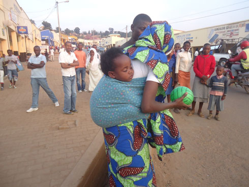 Umwana wa Mariya ateye abantu benshi impuhwe.