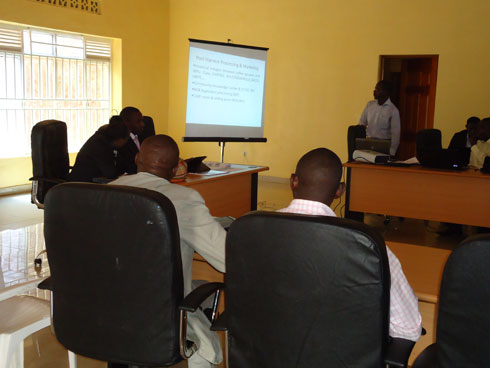 Umwe mu bagize JADF Nyamagabe yerekana ibyo abafatanyabikorwa biyemeje kuzakora.