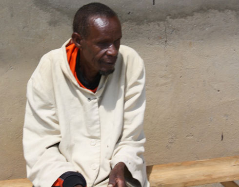 Uramutse arashimira abamufasha ahabwa n'abantu batandukanye mu mibereho ye.