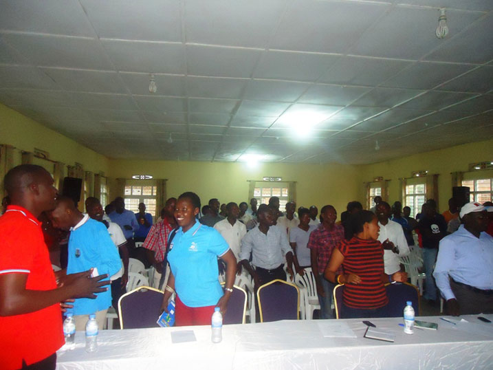 Urubyiruko rwashyizeho morale.