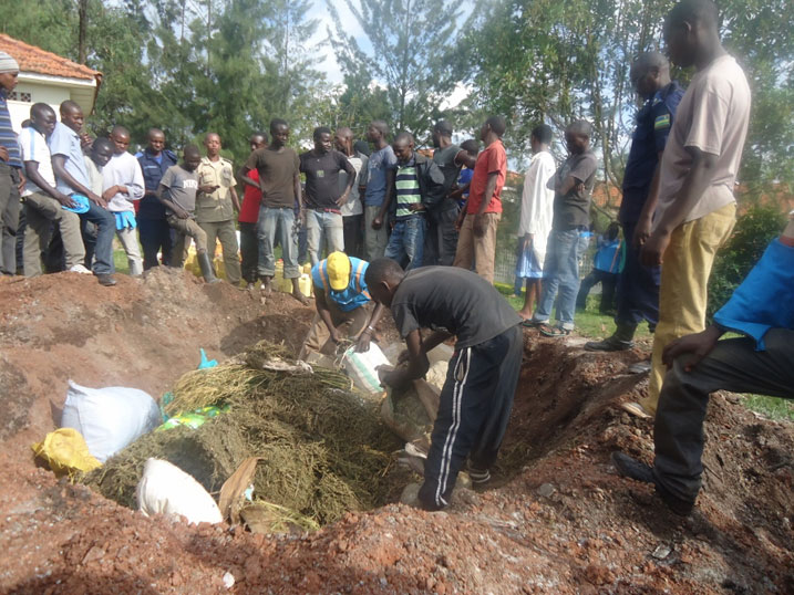 Urubyiruko rwiganjemo abanyonzi n