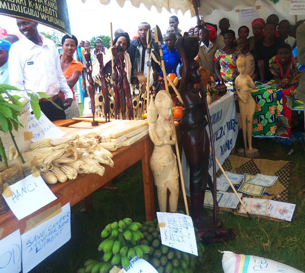 Urubyiruko rwo muri Gisagara rwamuritse ibikorwa bitandukanye rukora mu rwego rwo kwiteza imbere.