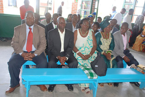 Bamwe mu bitabiriye ibi birori mu Urwunge rw'amashuri rw'abakobwa rw'i Rwaza.