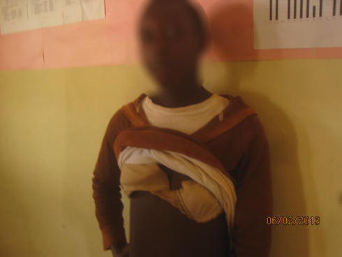 Utwenda tw'abakobwa bambara mu mabere atwambara ari umuhungu.