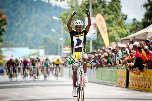 Uwizeyimana yakunze kwigaragaza mu marushanwa yo mu Rwanda ndetse no hanze yarwo.