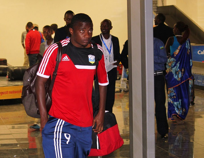 Uzamukunda Elias urimo gushaka indi kipe i Burayi ntabwo azakina umukino wo kuri uyu wa gatandatu.