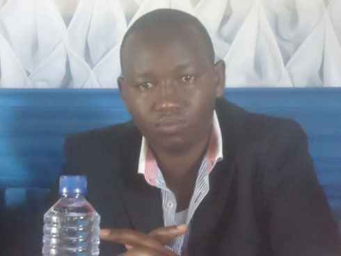 Vedaste Tuyisenge, umuyobozi w'ishami rya EWSA mu Turere twa Huye na Gisagara.