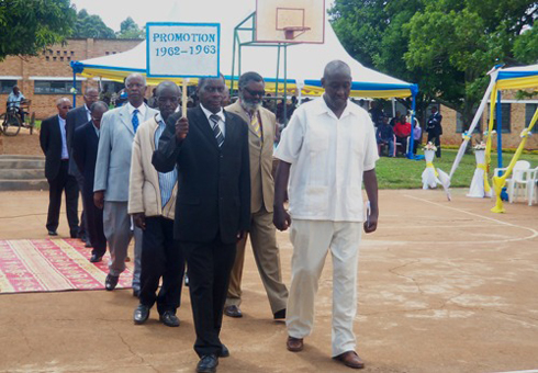 Isaminari nto ya Karubanda yibarutse antiti zitandukanye harimo abarimu n