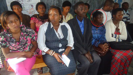 Yakaragiye ni uwa kabiri uturutse iburyo.